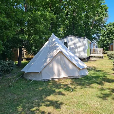 Fleur D'oleron Kemp Saint-Pierre-d'Oleron