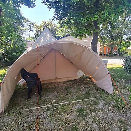 Fleur D'oleron 2* سان بيار دو أوليرون