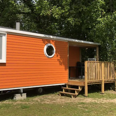 Fleur D'oleron مكان تخييم 2*